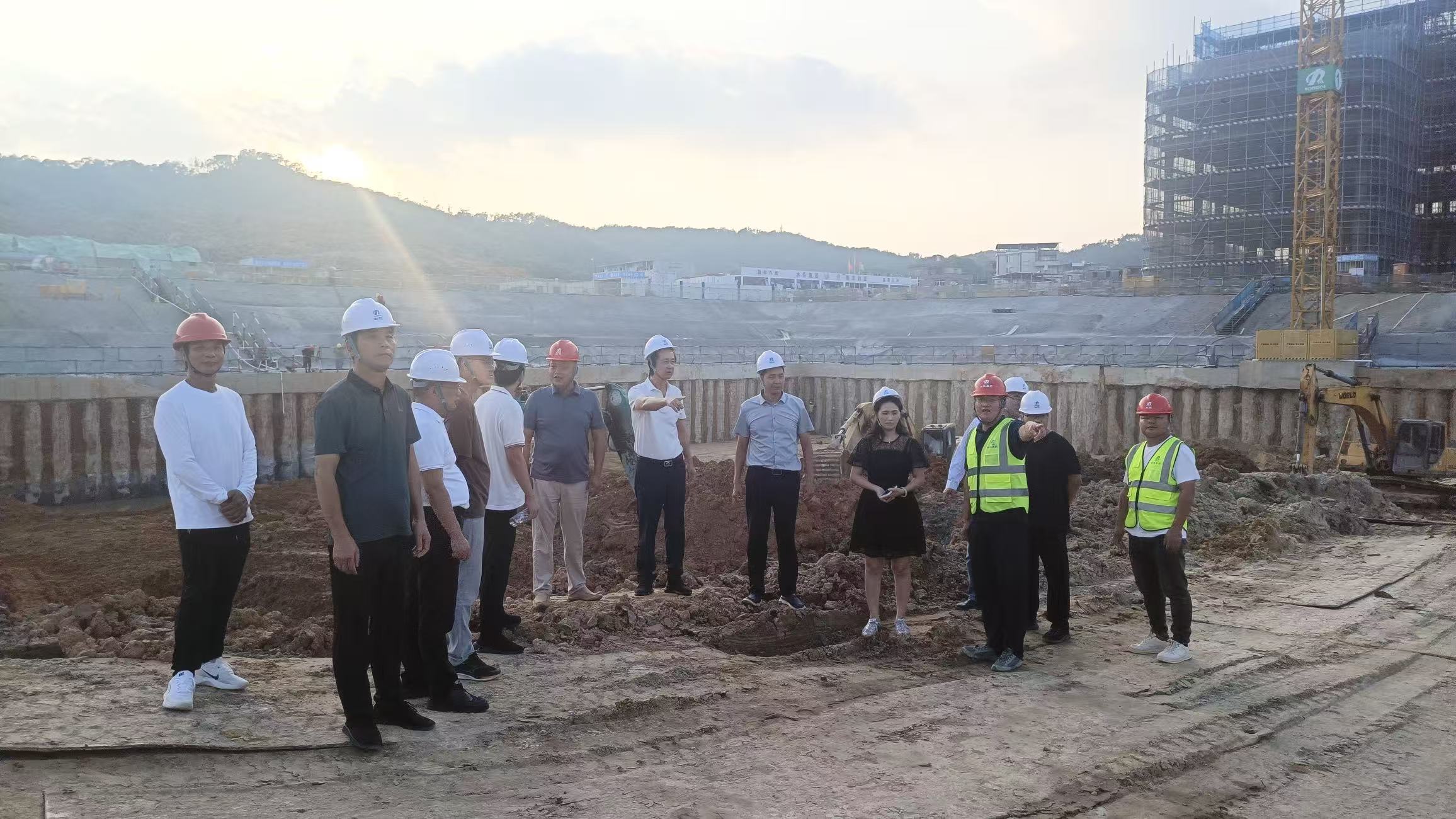 1759994888.jpg 微信图片_20251009144511_580_77.jpg