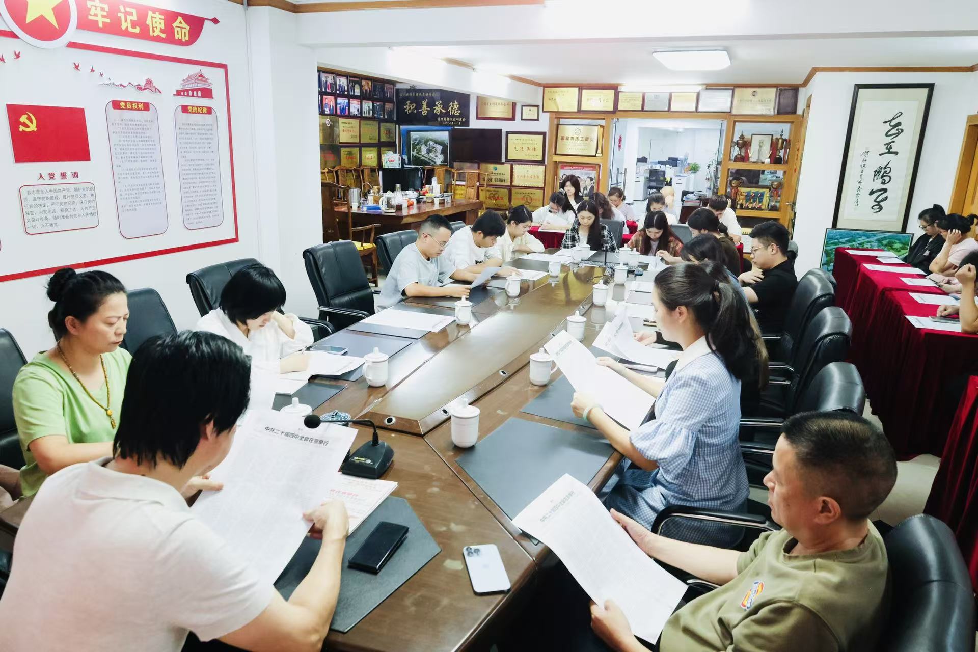 1761532801.jpg 微信图片_20251024181824_1492_113.jpg